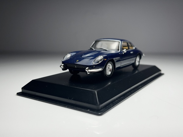 Ferrari 250 GT Berlinetta SWB Azul Escuro - Ixo Escala
