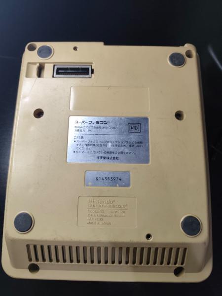 Console Super Famicom (Nintendo) Modelo SHVC-001 Versão japonesa