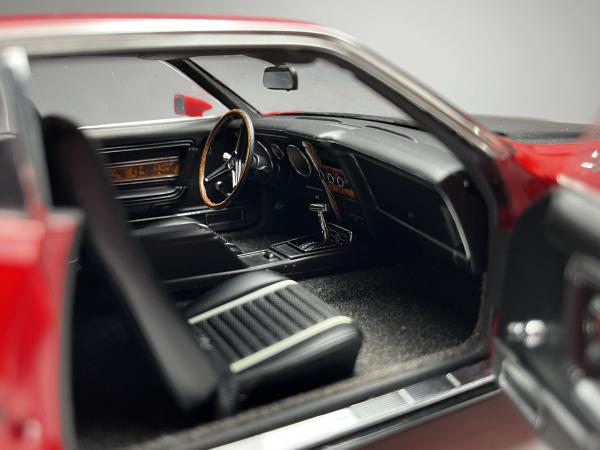 1971 Ford Mustang Mach 1 Vermelho - AutoArt Escala 1/18