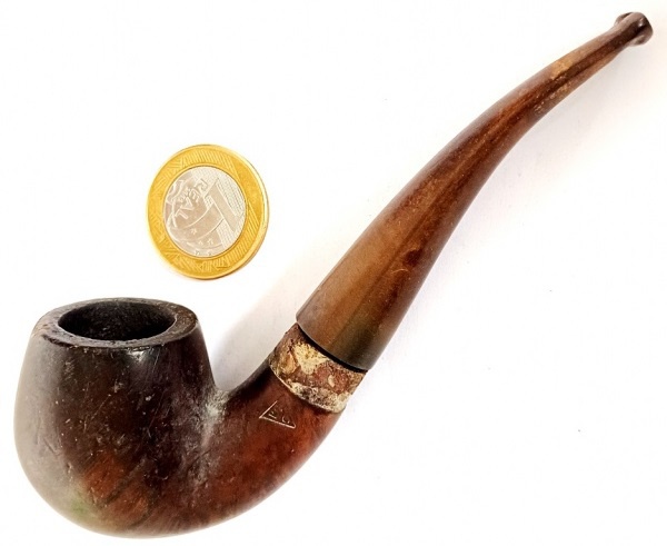 Antigo cachimbo de origem francesa, da marca Wdc, produ
