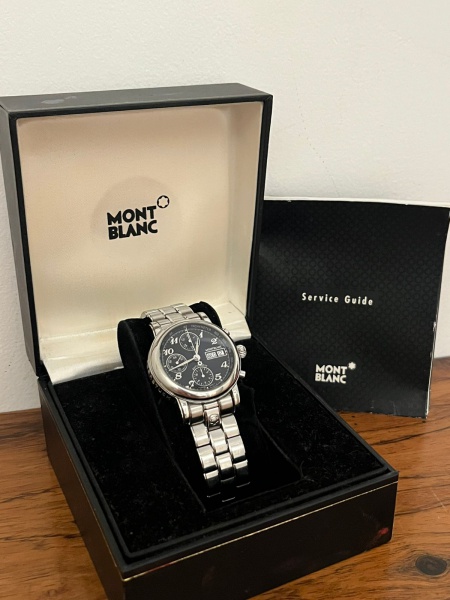 RELOGIO MONTBLANC CLASSIC CRONOGRAFO, ACO, PULSEIRA EM ACO, ESTOJO E CERTIFICADO,  38MM DIÂMETRO, ACOMPANHA UM ELO EXTRA, SERVE NUM PULSO DE 18CM CIRCUNFERENCIA SEM CONTAR ELO EXTRA, AUTOMATICO, PERFEITO ESTADO.
