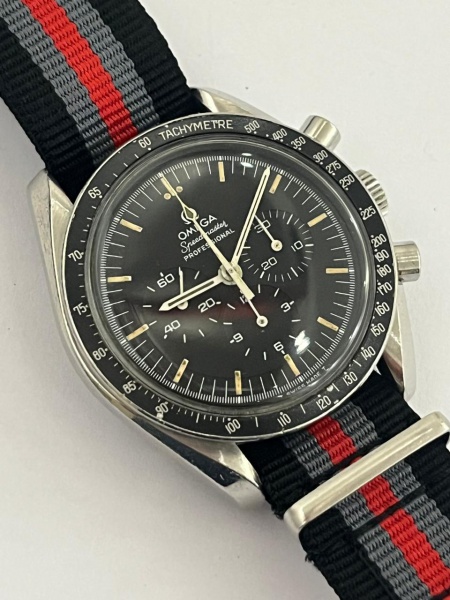RELOGIO OMEGA SPEEDMASTER PROFESSIONAL VINTAGE  145.022 CALIBRE  861, CORDA MANUAL,  PRIMEIRO RELOGIO USADO NA LUA, CLÁSSICO. 42MM 100% ORIGINAL.