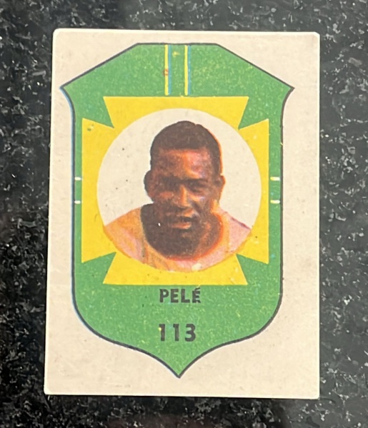 RARA FIGURINHA PELÉ ORIGINAL DO ALBUM REIS DO FUTEBOL Nº 113 MUITO BEM CONSERVADA