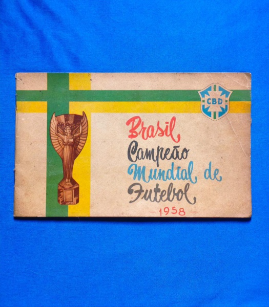 RARO ALBUM DA COPA DE 1958 ( BRASIL CAMPEÃO MUNDIAL DE FUTEBOL) COMPLETO.