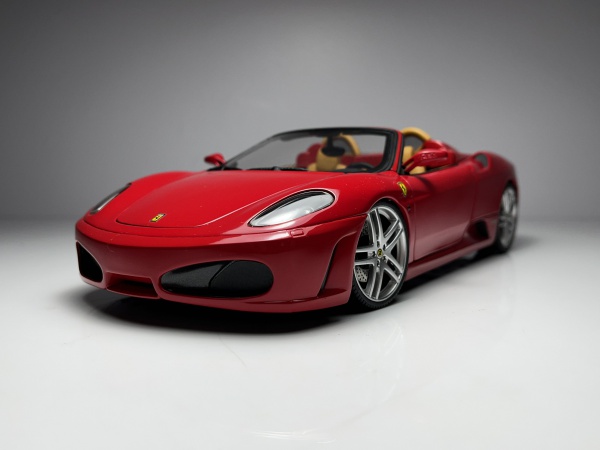 Ferrari F430 Spider Branca - BBR Escala 1/18 miniatura