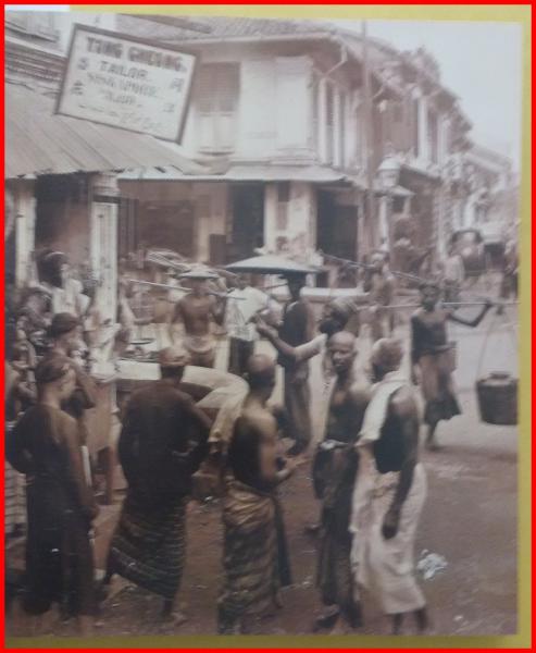 LIVRO: SINGAPORE - A PICTORIAL HISTORY - 1819 - 2000 -