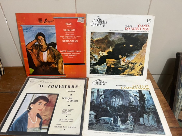 Joias . LOTE DE VINIL DE ORQUESTRA