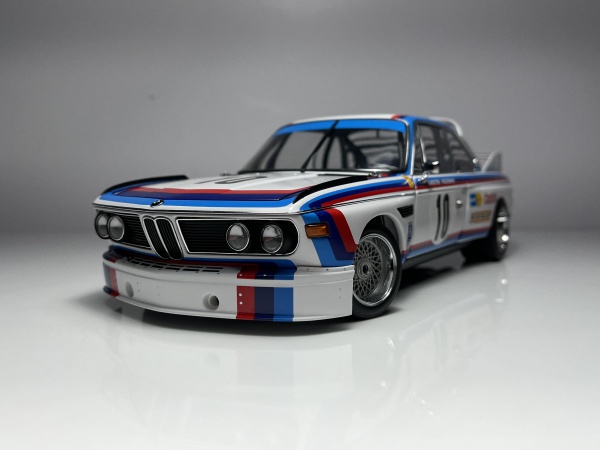 BMW 3.0 CSL Branco #10 Winner 24h SPA 1973 DIETER QUESTER - TOINE HEZEMANS - Autoart Escala 1/18 min