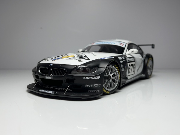 2006 BMW Z4 Coupe Team Schubert Preto / Branco #676 Dun