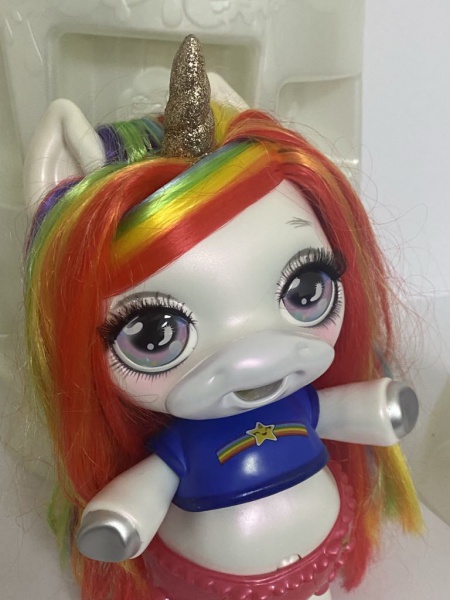 Boneca Poopsie Surprise Unicorn Item não P