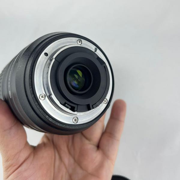 Lente Nikon DX SWM VR ED HRI Zoom 55300mm f/4.55.6G. Diâmetro 58mm