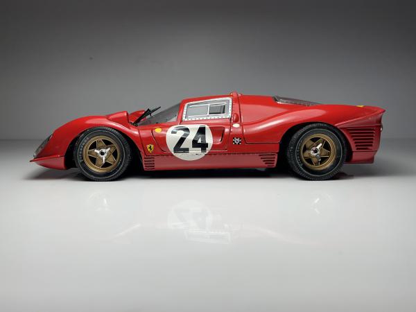Ferrari 330 P4 Vermelho #24 - Jouef Evolution Escala 1/