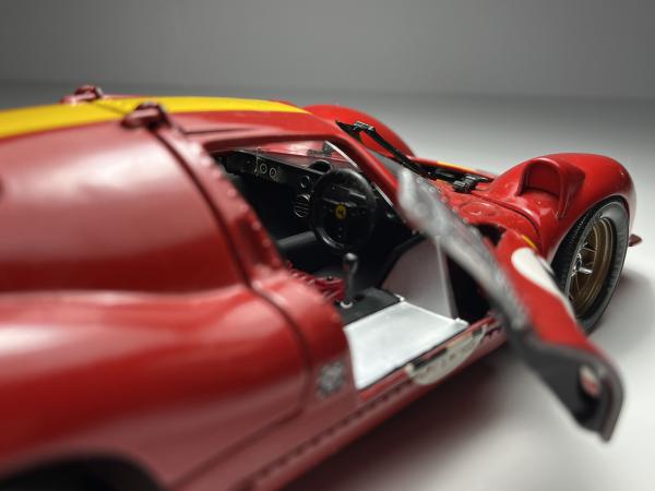 Ferrari 330 P4 Vermelho #24 - Jouef Evolution Escala 1/
