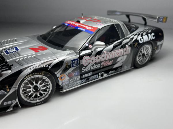 Chevrolet Corvette C5-R Prata e Preto #2 Goodwrench Ron