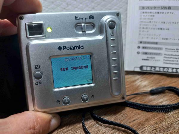 CAMERA FOTOGRAFICA DIGITAL POLAROID -PDC 2070- MADE IN JAPAN- 2.1