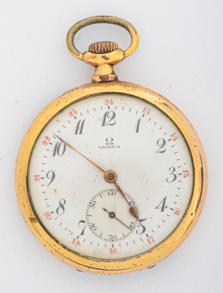 Omega - Relógio de Bolso da Renomada Marca Medindo 48,0mm. Mostrador em Porcelana em Bom Estado. Movimento Corda Manual em Excelente Estado. Relógio Funcionando. Item de Coleção.