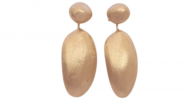 Joias . Anel em ouro amarelo 18K, adornado com diamantes, aro 1 foto 7