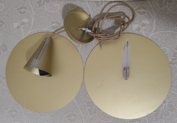 LUMINÁRIA PENDENTE DE ALUMÍNIO PINTADO DOURADO - SANDUI