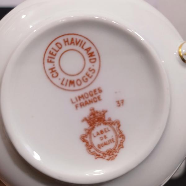 LIMOGES FRANCE - Belo jogo com 16 consumês em porcelana