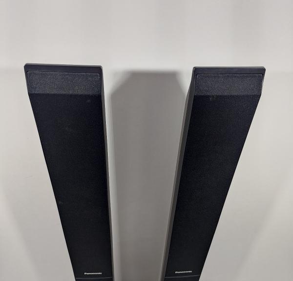 Par de Caixas de Som do Tipo Torre, Marca Panasonic, Mo