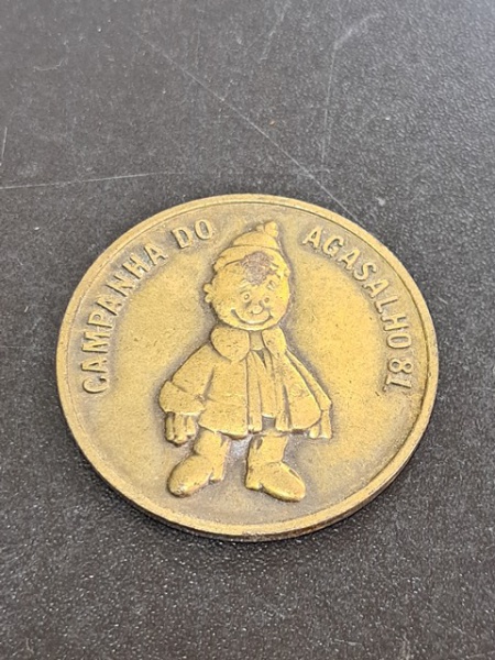 MEDALHA CAMPANHA DO AGASALHO 1981 SAO PAULO 45 MM