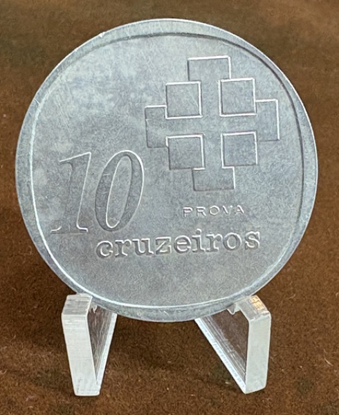 MOEDA DO BRASIL 10 CRUZEIROS 1975 BANCO CENTRAL DO BRASIL 10 ANOS 1965-1975 CASTELLO BRANCO - PRATA - PROVA.  VALOR MUITO ABAIXO DO CÁTALOGO.