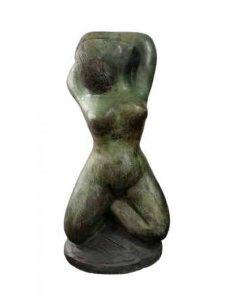 Venus - escultrua em bronze 110 x 55 x 40 cm.