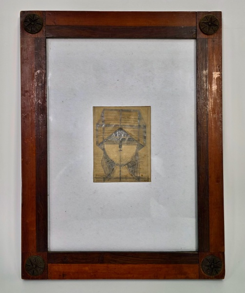 Milton Dacosta (Niterói, 19 de outubro de 1915  Rio de Janeiro, 4 de setembro de 1988) - "Cabeça de Alexandre", miniatura, grafite sobre papel, assinado no c.i.e., moldura em madeira com proteção de vidro, 11 x 8,3 cm sem a moldura e 37,5 x 28,5 cm com a moldura, mínimo furo redondo no papel com aprox. 1 mm de diâmetro.Milton Rodrigues da Costa, mais conhecido como Milton Dacosta, (Niterói, 19 de outubro de 1915  Rio de Janeiro, 4 de setembro de 1988) foi um pintor, desenhista, gravador e ilustrador brasileiro. Foi casado durante 37 anos com a pintora Maria Leontina e é pai do também artista plástico Alexandre Dacosta.