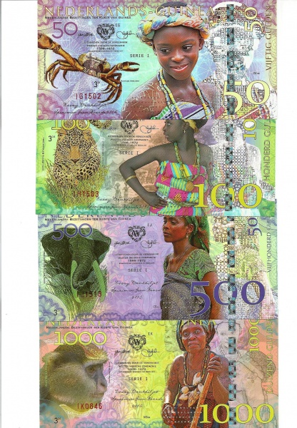 AV1562 - Lote com 4 Cédulas Fantasia - Guinea Holandesa - Costumes -  2016 - LINDAS PECAS