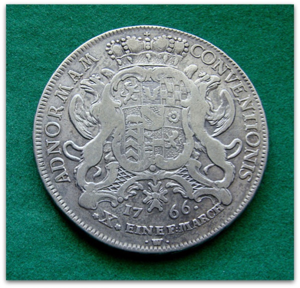 COD.900 - Rara - Baden - 1766 - KM#108 - Carlos I - Frederico - 1 Convensthaler - Prata .833 - 28,6g - 42mm - Excelente Estado de Conservação - Oportunidade
