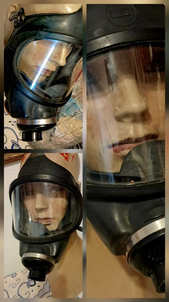 MILITARIA - máscara de gás tipo queixo da marca MSA Ultravue, lente resistente.