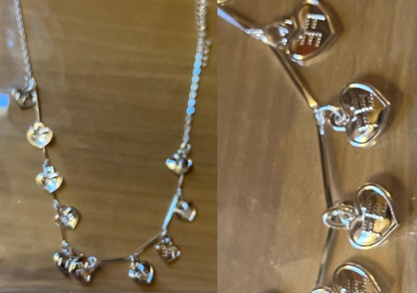 BELISSIMO COLAR   PRATEADO COM CORAÇÃO EM ZIRCONIAS  LINDO E LUXUOSO CONFORME A FOTO EXIBIDA  !!!