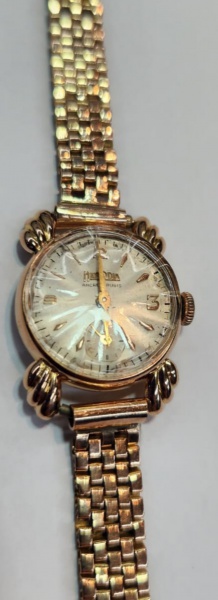 HERODIA, SUÍÇO, OURO 18K, CORDA MANUAL, VISOR DE ACRÍLICO, MODELO BRACELETE FEMININO VÍNTAGE, 22MM DE CAIXA, 14,5 CM DE COMPRIMENTO, PESO TOTAL 21,9 GRAMAS. REVISADO,