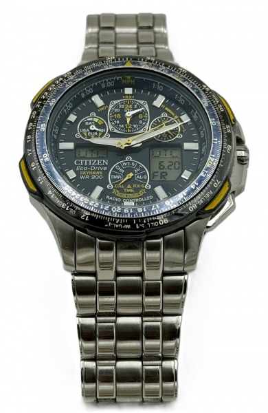 Lote 9 RELÓGIO CITIZEN BLUE ANGELS SKYHAWK ECODRIVE, energia solar radio, pequenos ... Valor inicial