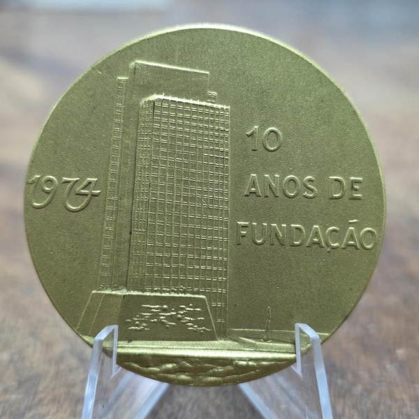 Joias . Revista com 26 Medalhas Comemorativas da Copa do Mundo foto 6