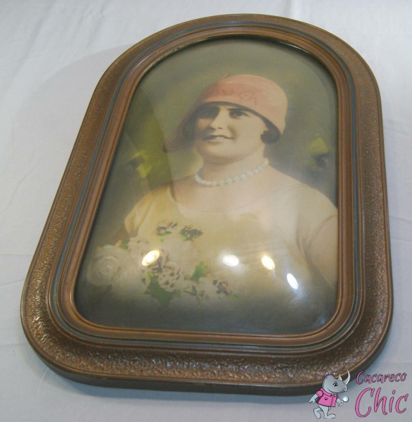 Quadro Emoldurado De Retrato Antigo Colorido Com Moldur