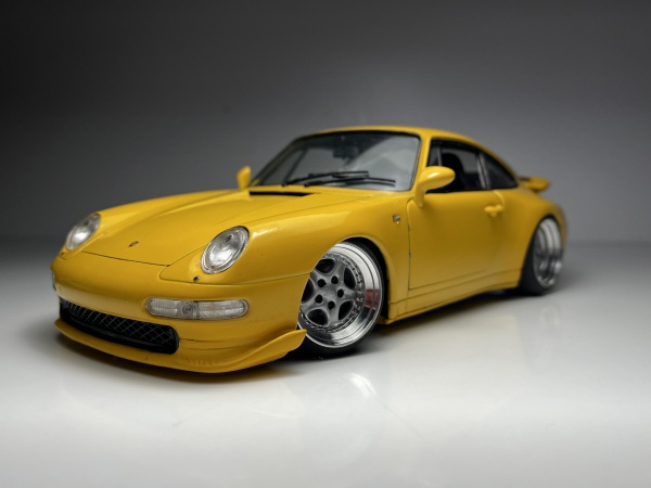 1993 Porsche 911 Carrera RS Amarelo - Burago Escala 1/1