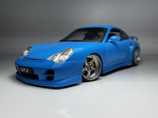 Porsche 911 Azul Claro - Autoart Escala 1/18 miniatura