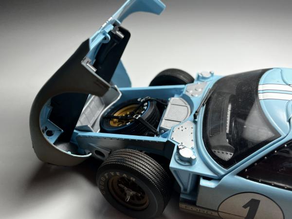 1966 Ford GT40 MKII Ken Miles Azul Claro #1 - Shelby Co