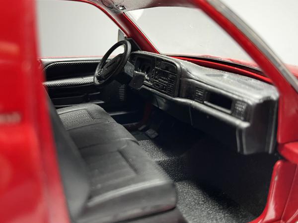 Voiture Miniature Dodge Ram Rouge ERTL Dodge Ram 2500 V10 Rouge 1/18 – Modèle Miniature Ertl American Muscle – Collection Véhicule Pickup Modèle Dodge Ram 1/18