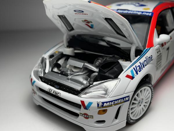 Ford Focus WRC #7 Branco, Vermelho e Azul Martini - Act