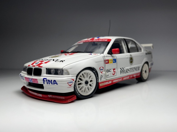 1997 BMW 320i STW J. Cecotto Branco, Vermelho e Azul Wa