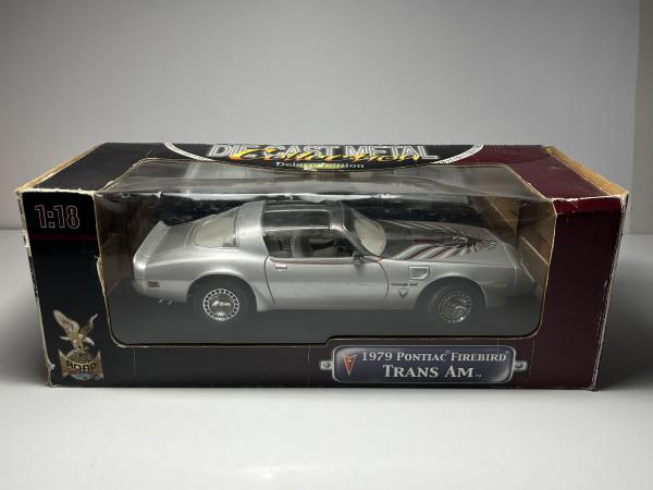 1979 Pontiac Firebird Trans Am Prata - Road Signature E