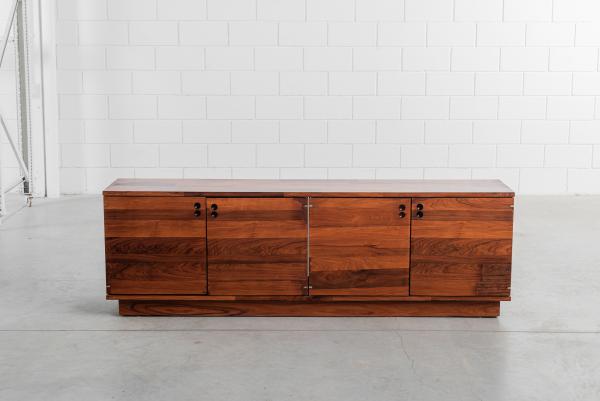 Jorge Zalszupin - L'Atelier - 1960 - Buffet de quatro portas