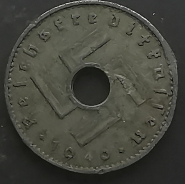 ALEMANHA - 3 REICH - 10 REICHSPFENNIG - 1940 A - ###  R A R A ### - ZINCO - Item não Promove ou glorifica violência ou intolerância racial. Está à venda apenas para fins de preservação da memória histórica. Organização do leilão não faz apologia a quaisquer movimentos políticos ou ideológicos, e repudia qualquer ideologia de cunho racista