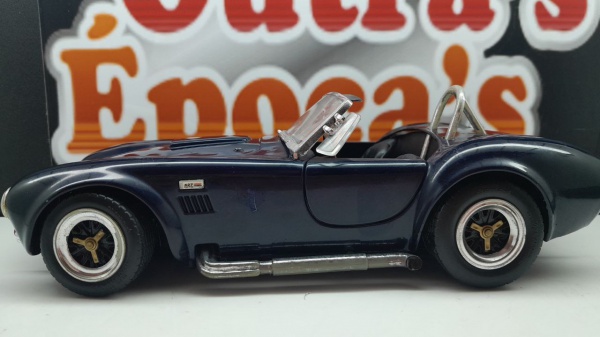 Coca-Cola  Ford V8 全長約23㎝　SOLIDO社　フランス製 Miniatura Ford v8 Escala 1/18 Coca-Cola Marca: Solido Francesa