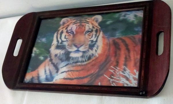 Joias . Belíssimo e grande este conjunto decorativo composto de foto 1