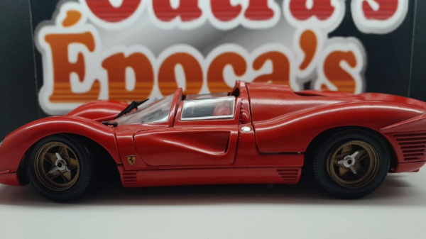 jouefevolutionFERRARI 330P4 フェラーリ箱無1/18 Miniatura Ferrari 330 P4 Escala 1/18, Jouef Evolution, made in italy