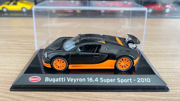 Miniatura carrinho Bugatti Veyron 16.4 Super Sport. IXO
