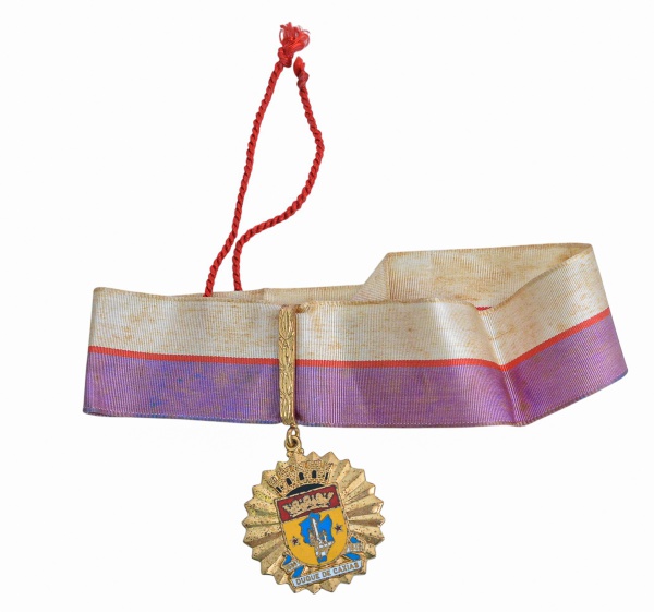 Joias . Cruz de São Jorge - condecoração instituída pela Rússia foto 3